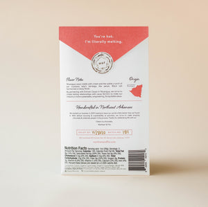 Dark Milk Chocolate w. Caramelized Pecans & Black Salt / 52%